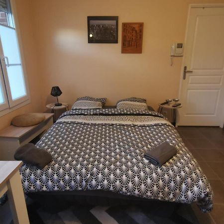 Logement En Hypercentre Dans Une Residence Ам'єн Екстер'єр фото